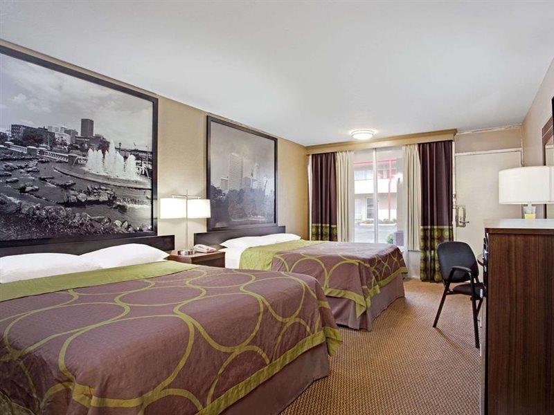 Super 8 By Wyndham Oklahoma/frontier 2* Edmond
