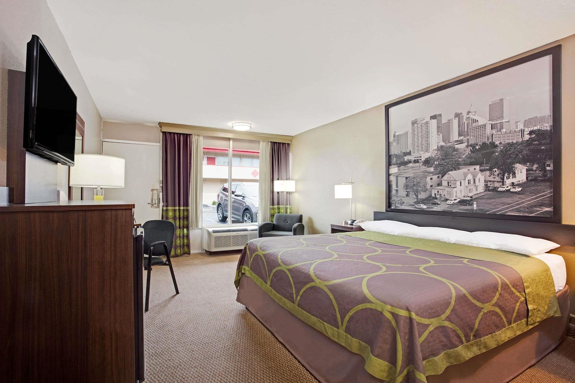 Hotel Super 8 By Wyndham Oklahoma/frontier
