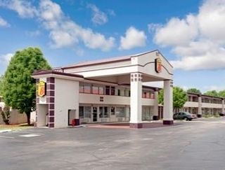 Super 8 By Wyndham Oklahoma/frontier