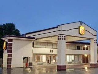 Super 8 By Wyndham Oklahoma/frontier 2* Edmond