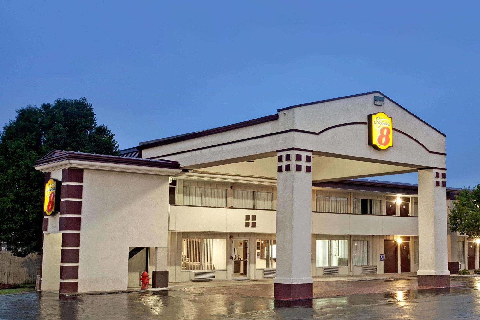 Super 8 By Wyndham Oklahoma/frontier 2* Edmond